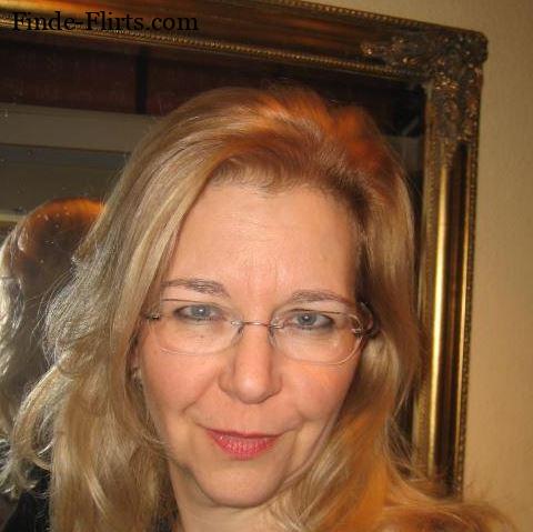 Elisabeth möchte leidenschaftliche Begegnungen – Finde Flirts in Stendal